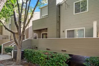 Photo #1: 222130711 Listing