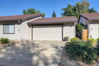 Photo #3: 222131414 Listing