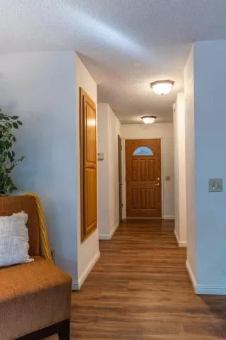 Photo #6: 222131473 Listing