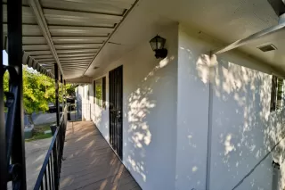 Photo #4: 222132153 Listing 