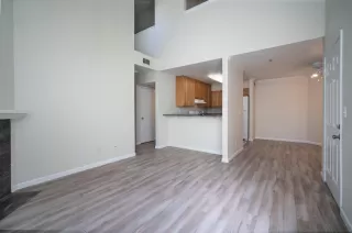 Photo #6: 222132384 Listing