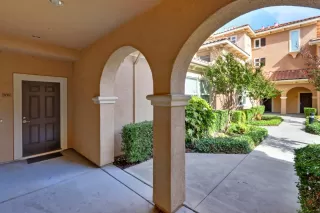 Photo #1: 222133987 Listing