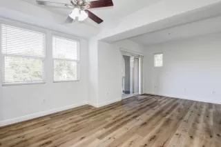 Photo #6: 222133987 Listing