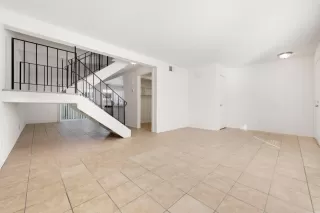 Photo #4: 222134317 Listing 