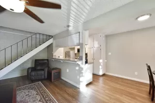 Photo #2: 222134357 Listing 