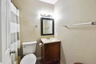 Photo #5: 222134357 Listing 