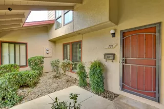 Photo #4: 222134411 Listing