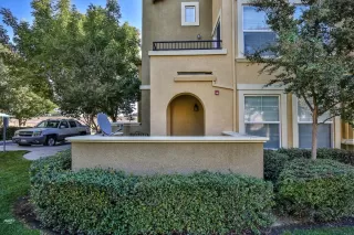 Photo #2: 222134484 Listing 