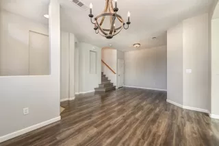 Photo #4: 222134901 Listing