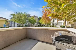 Photo #4: 222135114 Listing 