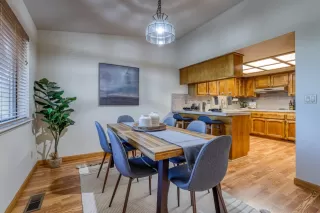Photo #3: 222135387 Listing 