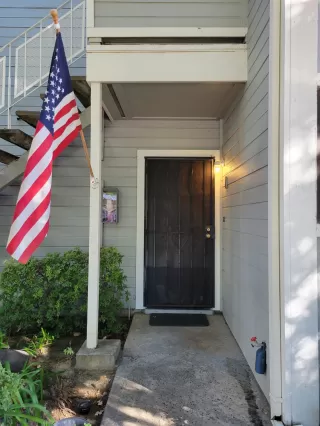 Photo #1: 222136049 Listing 