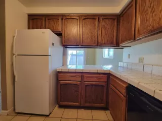 Photo #5: 222136049 Listing 