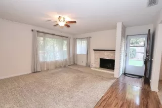 Photo #5: 222136140 Listing