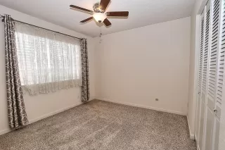 Photo #6: 222136140 Listing