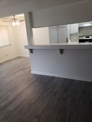 Photo #3: 222138187 Listing