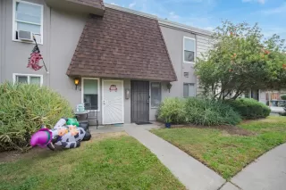 Photo #2: 222138284 Listing