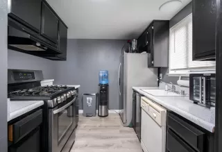 Photo #5: 222138284 Listing