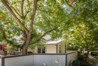 Photo #1: 222138971 Listing