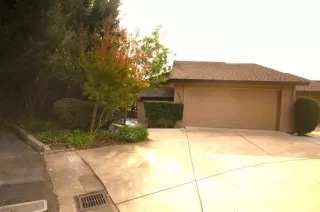 Photo #2: 222139230 Listing