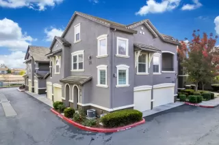 Photo #4: 222139703 Listing 