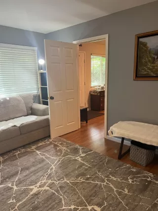 Photo #6: 222139794 Listing