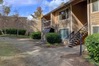 Photo #2: 222140191 Listing 