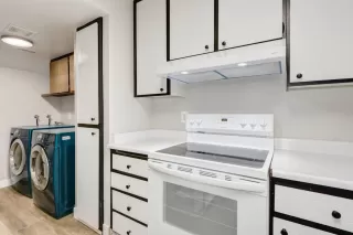 Photo #1: 222140470 Listing