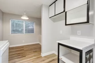 Photo #4: 222140470 Listing