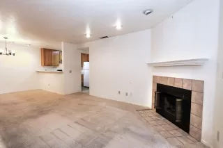 Photo #3: 222141192 Listing