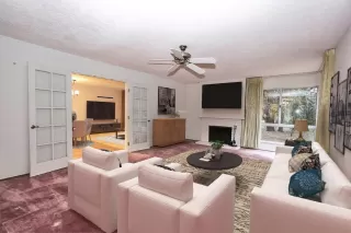 Photo #3: 222141217 Listing