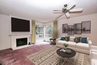 Photo #4: 222141217 Listing