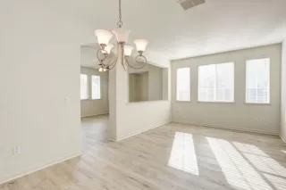 Photo #4: 222141435 Listing 