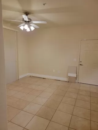 Photo #5: 222141454 Listing