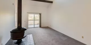 Photo #5: 222141593 Listing 