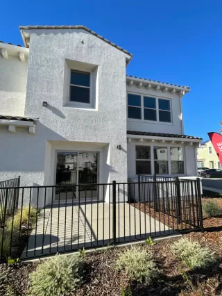 Photo #3: 222141963 Listing 