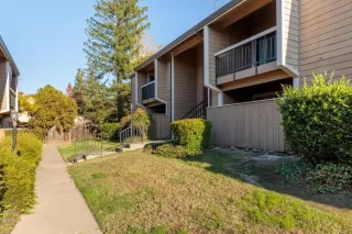Photo #1: 222142457 Listing 