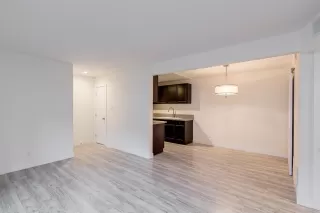 Photo #5: 222142457 Listing 
