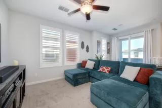 Photo #4: 222142504 Listing 