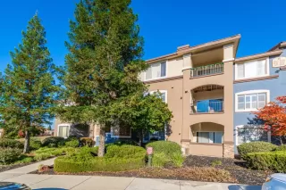 Photo #1: 222143127 Listing 