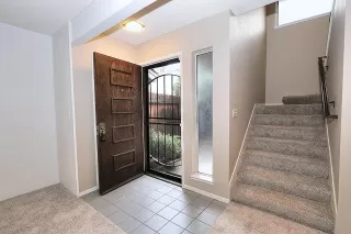 Photo #4: 222143424 Listing