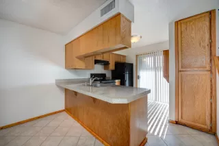 Photo #6: 222143610 Listing 