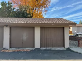 Photo #3: 222143627 Listing