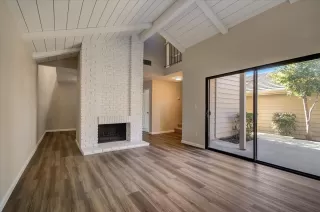 Photo #3: 222143835 Listing