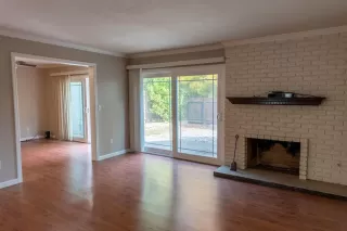Photo #3: 222143855 Listing