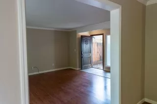 Photo #6: 222143855 Listing