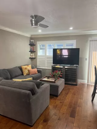 Photo #4: 222144501 Listing