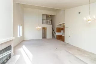 Photo #3: 222144561 Listing