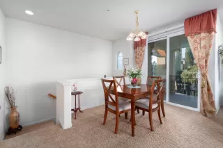 Photo #2: 222144848 Listing 