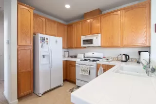 Photo #5: 222144848 Listing 